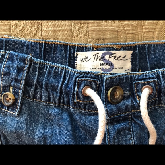 Weekend Jeans - Picture 2 of 4